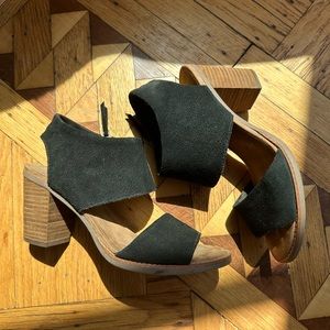 Tom’s black suede heeled sandals